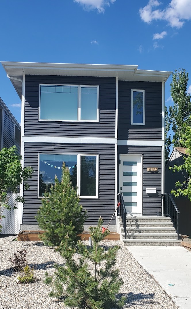 15212 98 Avenue Northwest